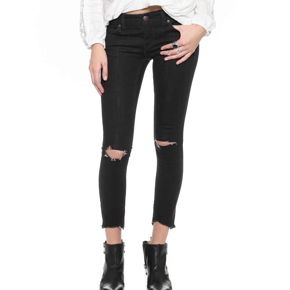 NWT Free People Skinny Destroyed Cropped Jeans